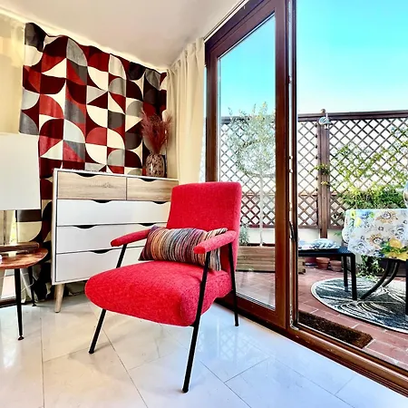 Appartamento Lovely Mid-century With Stunning Terrace Roma